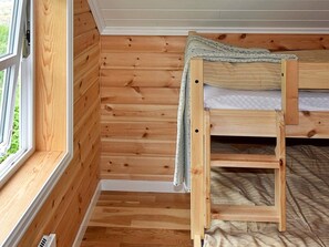 Casa | 2 quartos, individualmente mobiliados