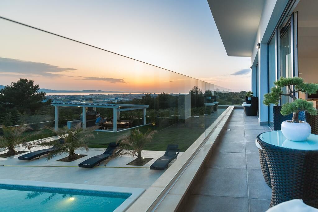 Piscine extérieure, piscine chauffée