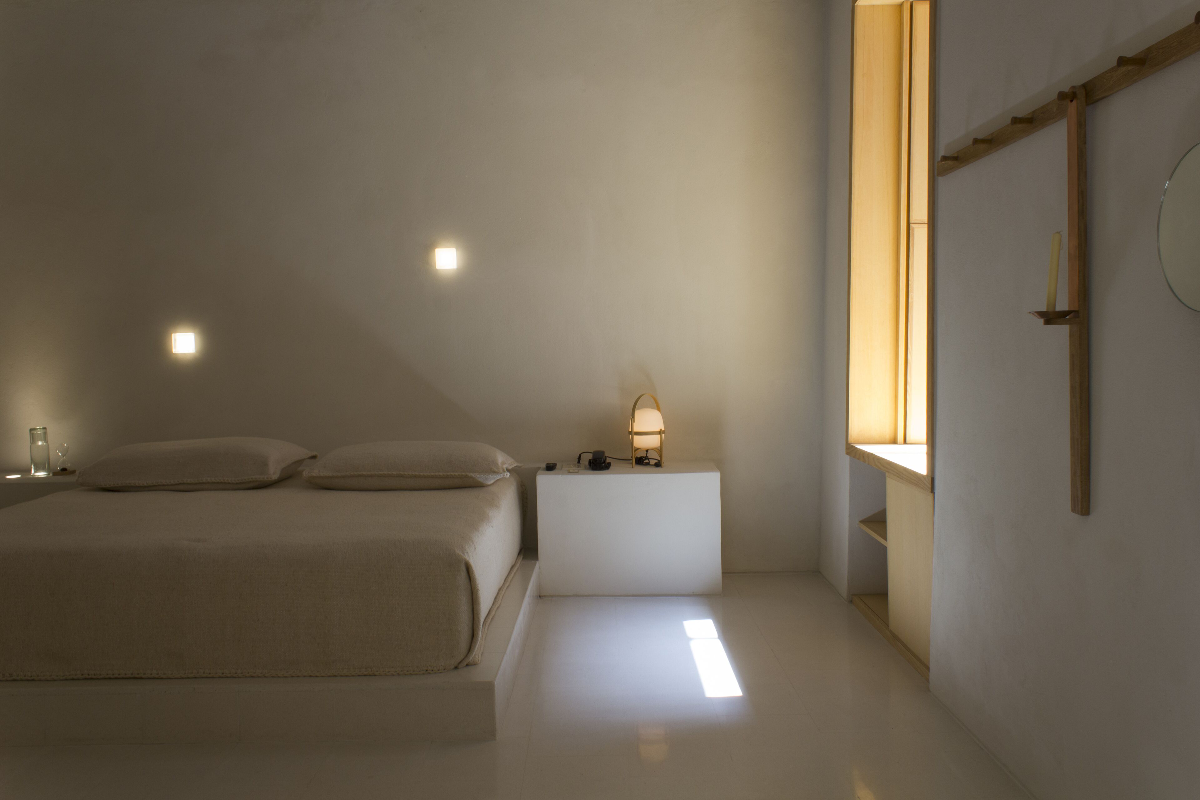 minibar, in-room safe, desk, laptop workspace