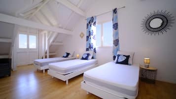 3 chambres, fer et planche Ă repasser, Wi-Fi, draps fournis