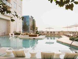 Pool - Spectacular views. Impeccable interiors. (Atlanta)