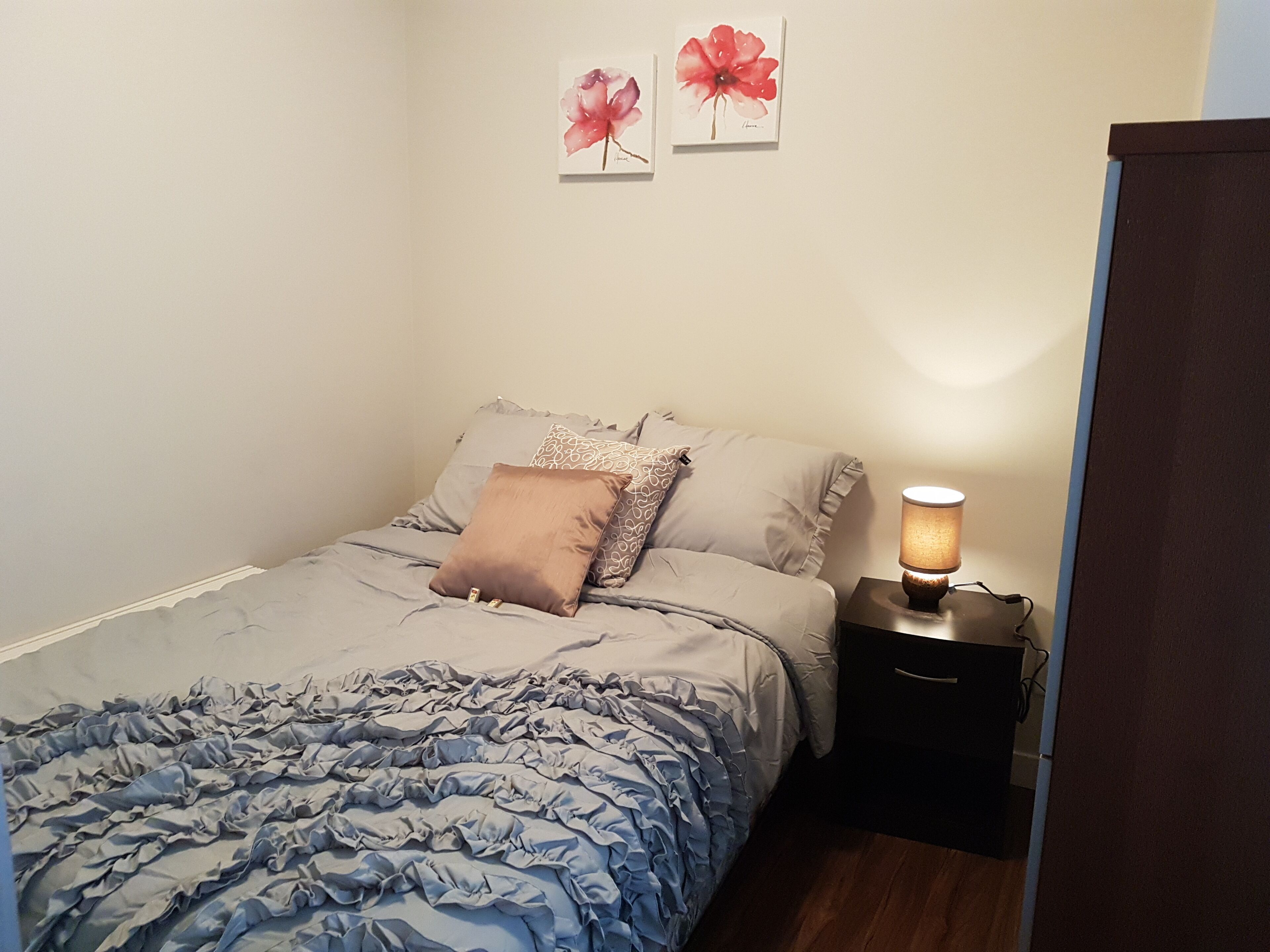 Executive Studio Lower Lonsdale