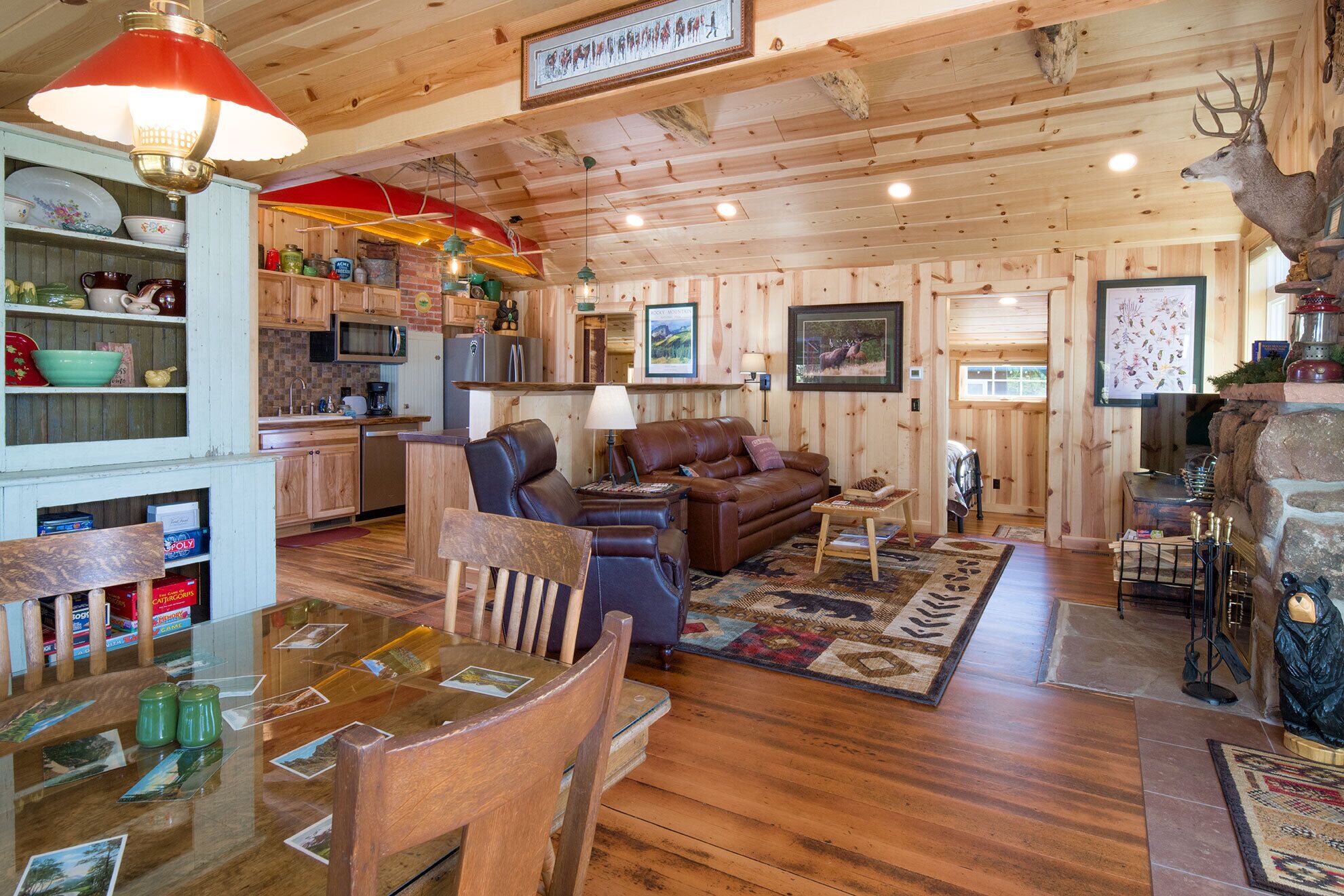 Vintage Estes Cabin with BIG Views & near Rocky Mountain National Park entrance