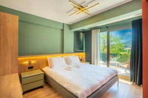 Exclusive Apartment | Desk, soundproofing, free WiFi, bed sheets