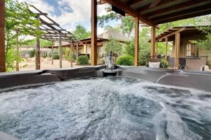 Bañera de hidromasaje exterior