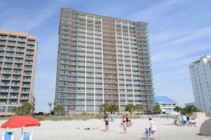 Accommodatie ligt op het strand