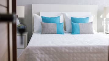 Classic Apartment | 1 bedroom, in-room safe, individually decorated, individually furnished