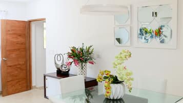 Classic Apartment | Living area