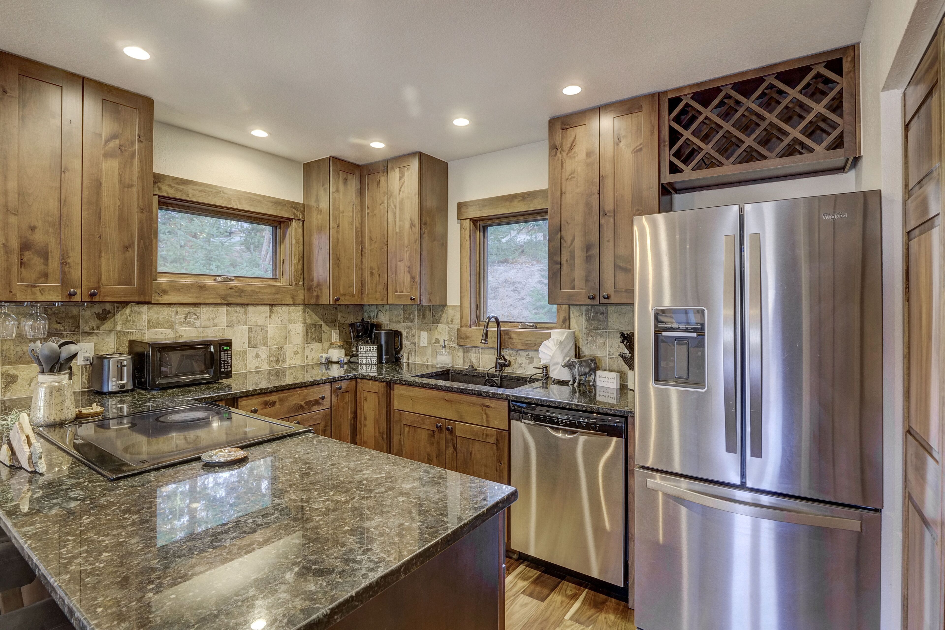 Cozy Breck Condo w Mountain Views and at the Bus Stop