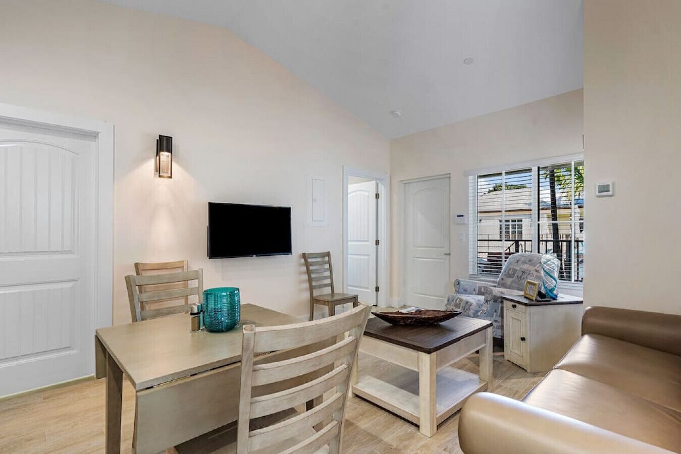 Bermuda Bungalows #2 · Bermuda Bungalows #2 (Singer Island Beach Getaway)