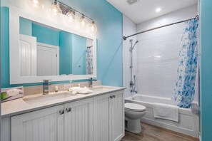 Hårføner og håndklær