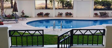 Utomhuspool