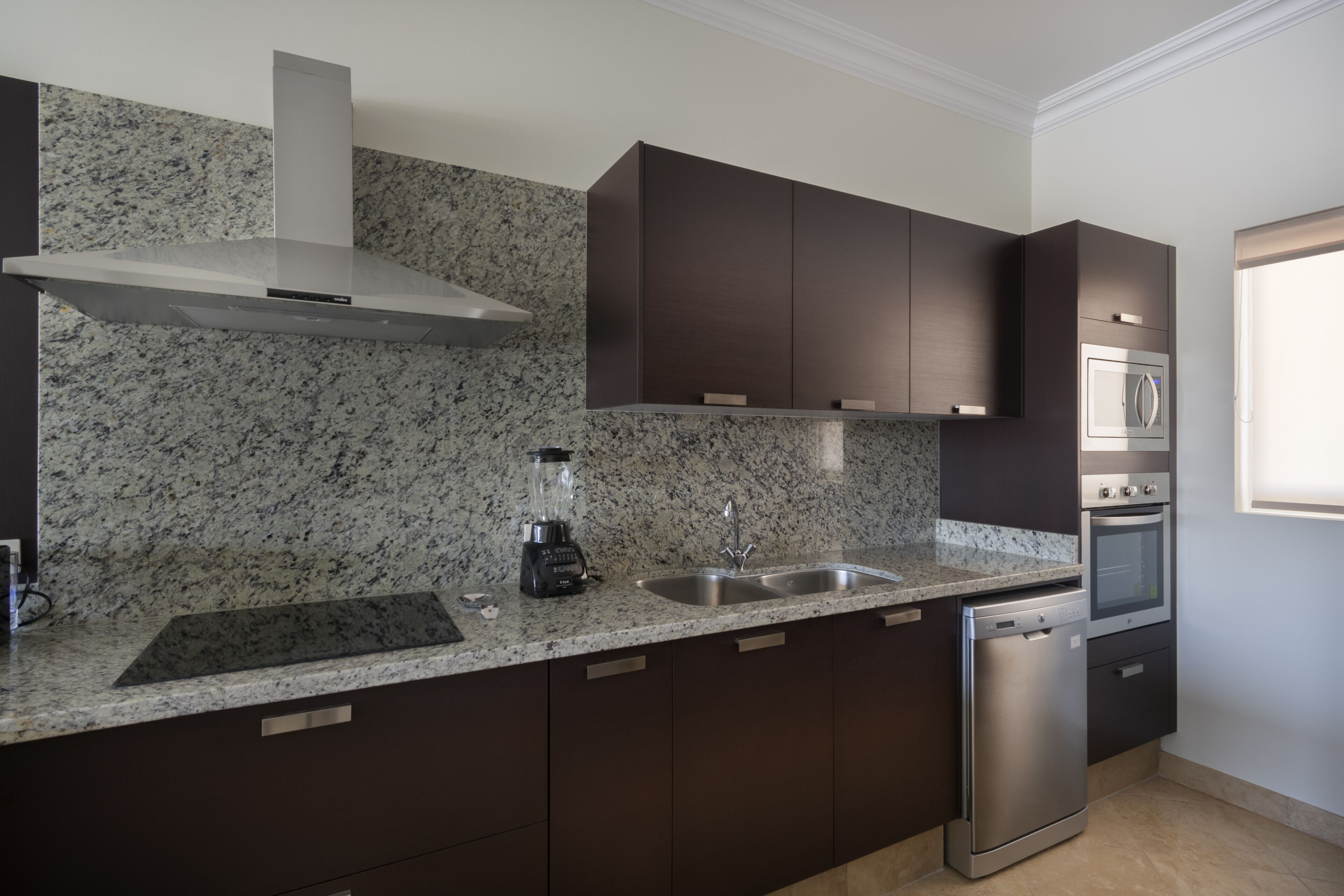 Cabo Village Luxury 2br/2ba walking distance beach