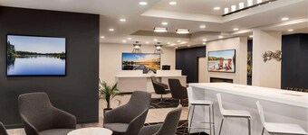 Microtel Inn & Suites by Wyndham Aurora