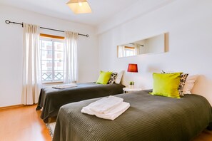 1 chambre, fer et planche à repasser, Wi-Fi gratuit, draps fournis