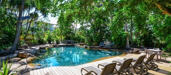 Poinciana Lodge 102, Seaview Apartment on Hamilton Island