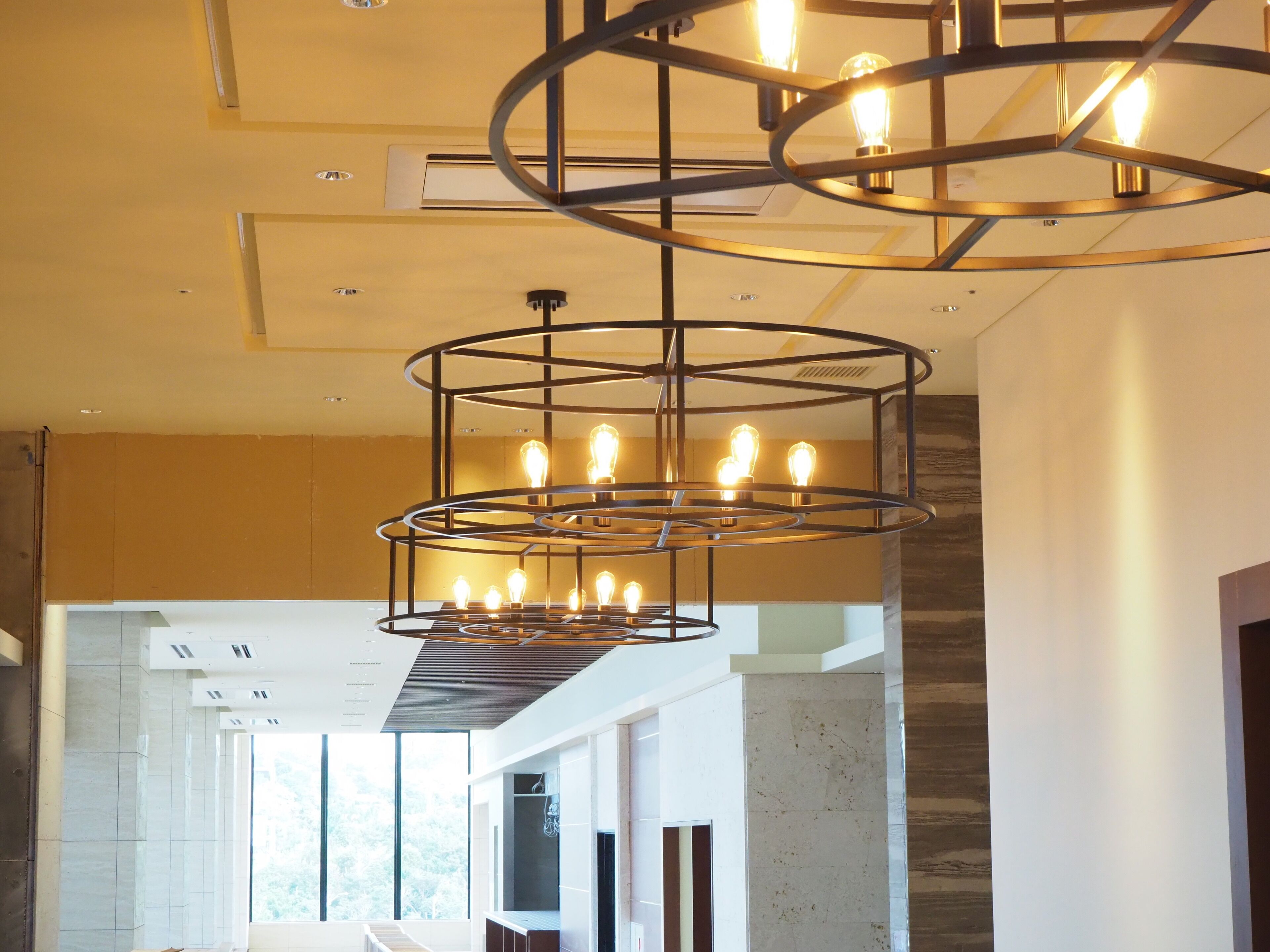 3 restaurants, breakfast, lunch, dinner served; tex-mex cuisine