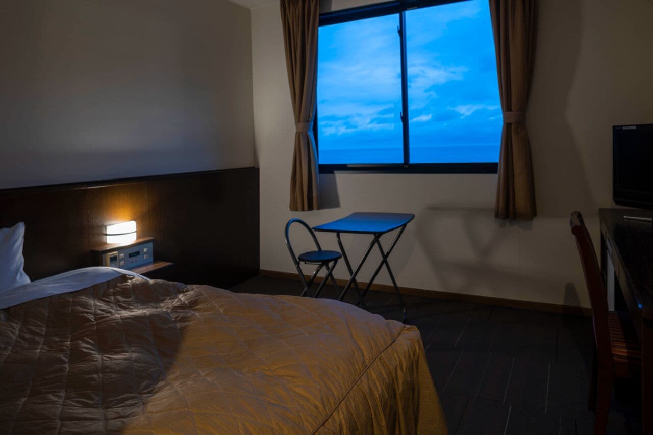 Desk, soundproofing, iron/ironing board, free WiFi