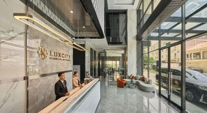 Lobby - Lyve Inc Hotel and Residence (Phnom Penh)