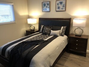 2 dormitorios, escritorio, tabla de planchar con plancha y wifi gratis