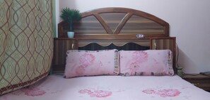 1 bedroom, in-room safe, iron/ironing board, WiFi - Welcome Home Stay (Kathmandu)