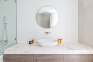 Soap, shampoo - Alluring 1BR Apartment - Near the Beach! (Dubai)