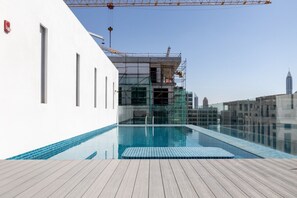 Außenpool, Infinity-Pool