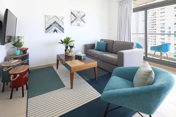 TV - Beautiful 2BR With Burj Khalifa Views! (Dubai)