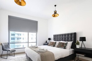 2 sovrum, arbetsyta för laptop, strykjärn/strykbräda och wi-fi