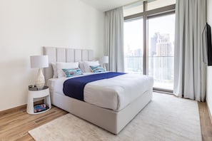 2 habitaciones y espacio para trabajar con laptop