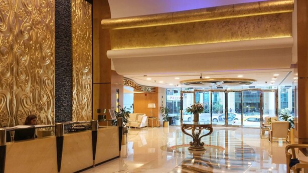 Lobby - Bright and Cozy 1BR in Dubai Marina! (Dubai)