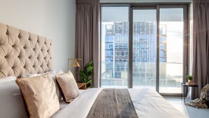 Unclassified image, 4 of 39, button - Captivating 3BR Apartment on Palm Jumeirah! (Dubai)