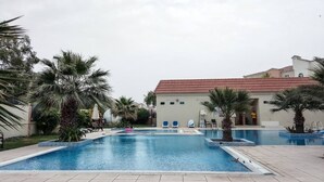 Unclassified image, 4 of 14, button - Bright Studio in Discovery Gardens! Sleeps 2 (Dubai)