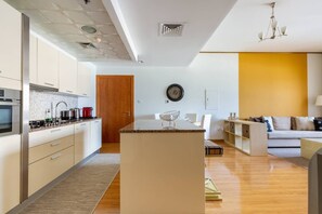 Interior - Bright & Spacious 1BR in JVC - Sleeps 3! (Dubai)