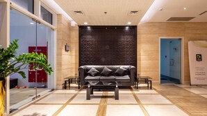 Unclassified image, 5 of 29, button - Exquisite 1BR Apartment in Downtown Dubai (Dubai)