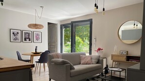 TV, DVD-spiller og filmbibliotek