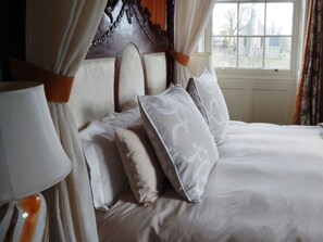 Double Room (Beaumont Four Poster) | Iron/ironing board, free WiFi, bed sheets - Westgate Manor (Bishop Auckland)