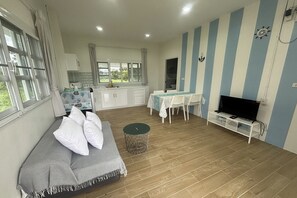 Casa, 2 habitaciones | Escritorio, wifi gratis y ropa de cama 