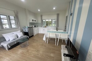 Casa, 2 quartos | Escrivaninha, Wi-Fi de cortesia, roupa de cama