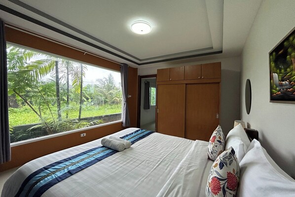 Habitación básica | Escritorio, wifi gratis y ropa de cama 