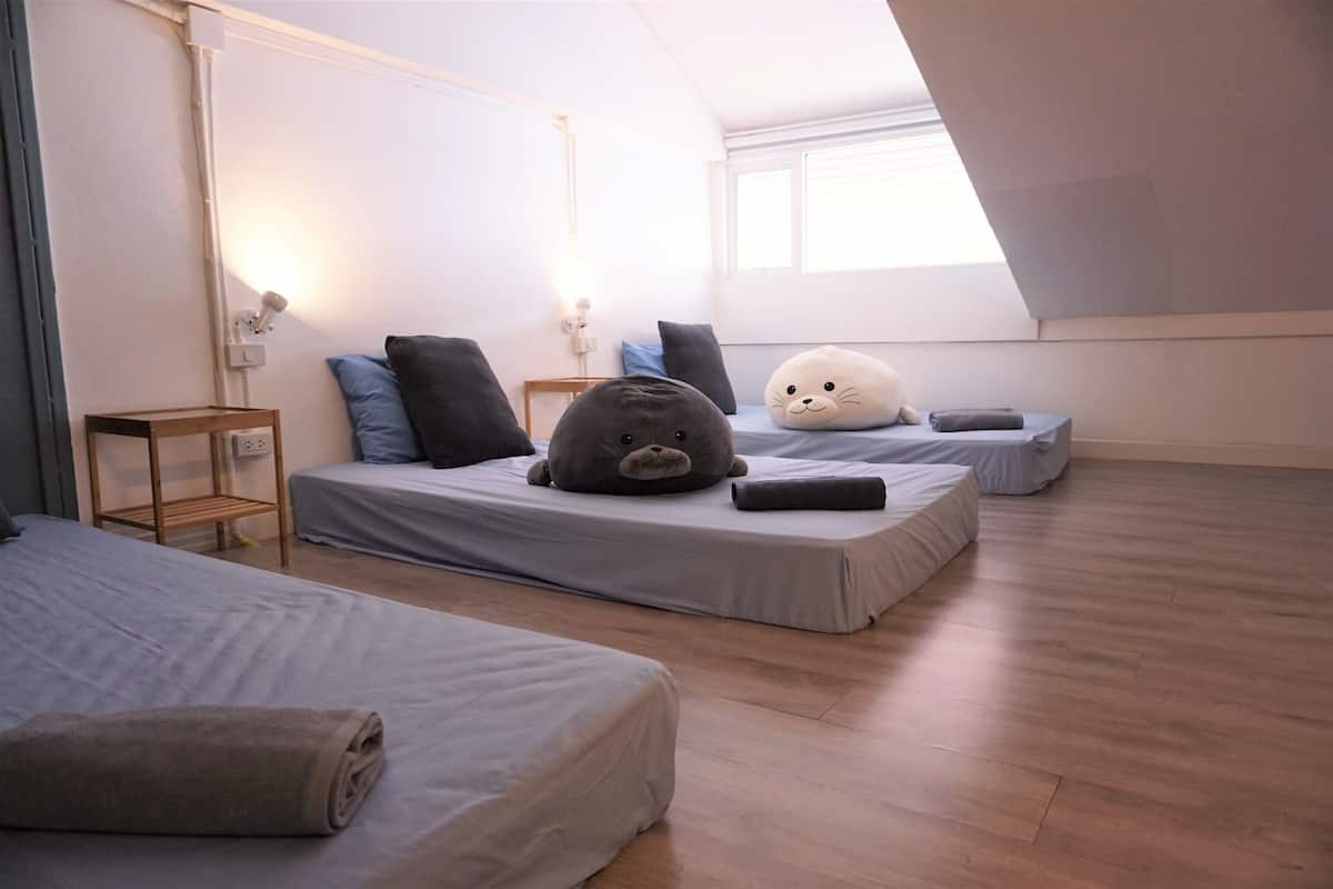 Family Room with Shared Bathroom | Desk, blackout drapes, free WiFi