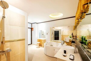 VIP Studio | Bathroom | Shower, free toiletries, hair dryer, slippers