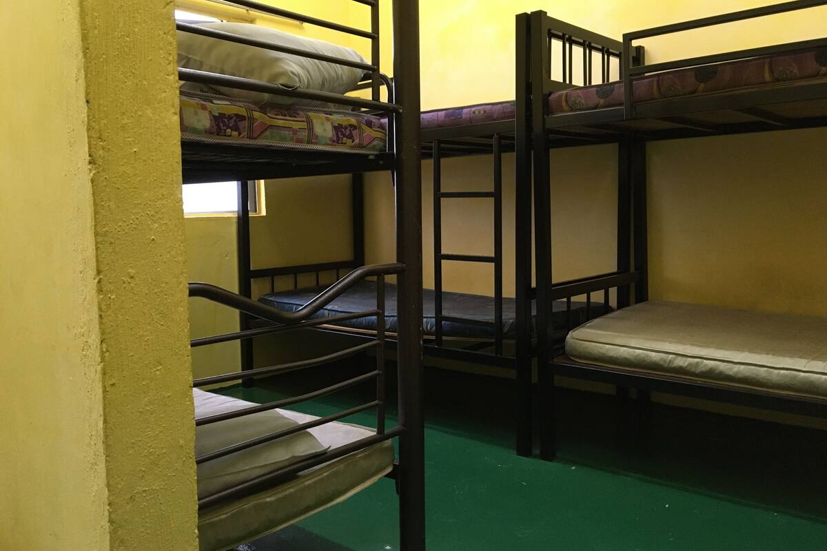 Family Room | Free WiFi