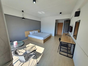 Standard Double Room | Free WiFi, bed sheets