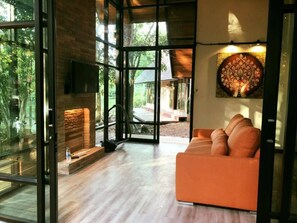 Interior - Bhupimarn Garden House (Chom Thong)