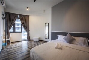 3 Bedrooms Condo | 3 bedrooms, desk, iron/ironing board, free WiFi