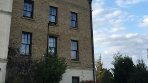 Exterior detail - Upton Country Park Guests House (Northampton)