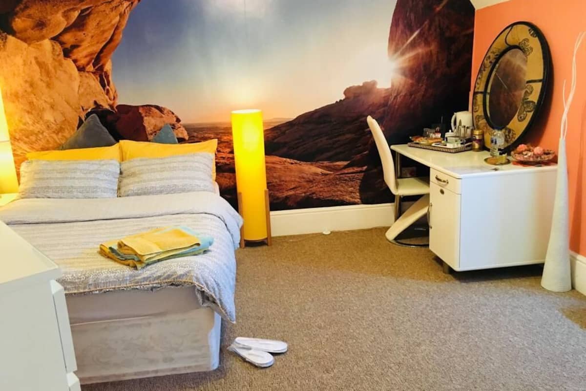 Economy Double Room (Sunrise) | 1 bedroom, individually decorated, individually furnished, desk