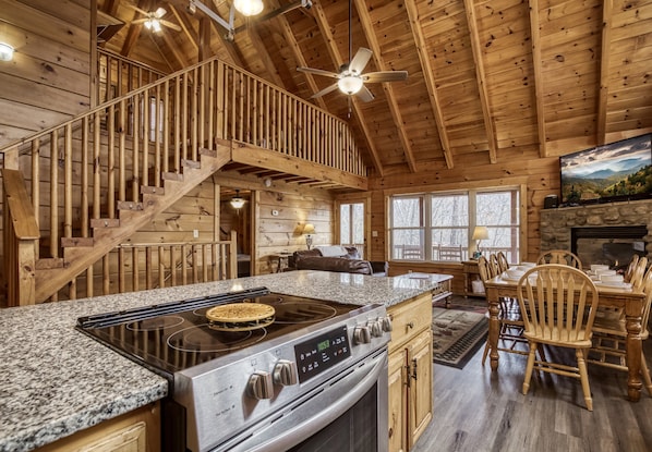 Interior - Up & Away, Hot Tub, Game Room, $560 In tickets each paid day (Gatlinburg)