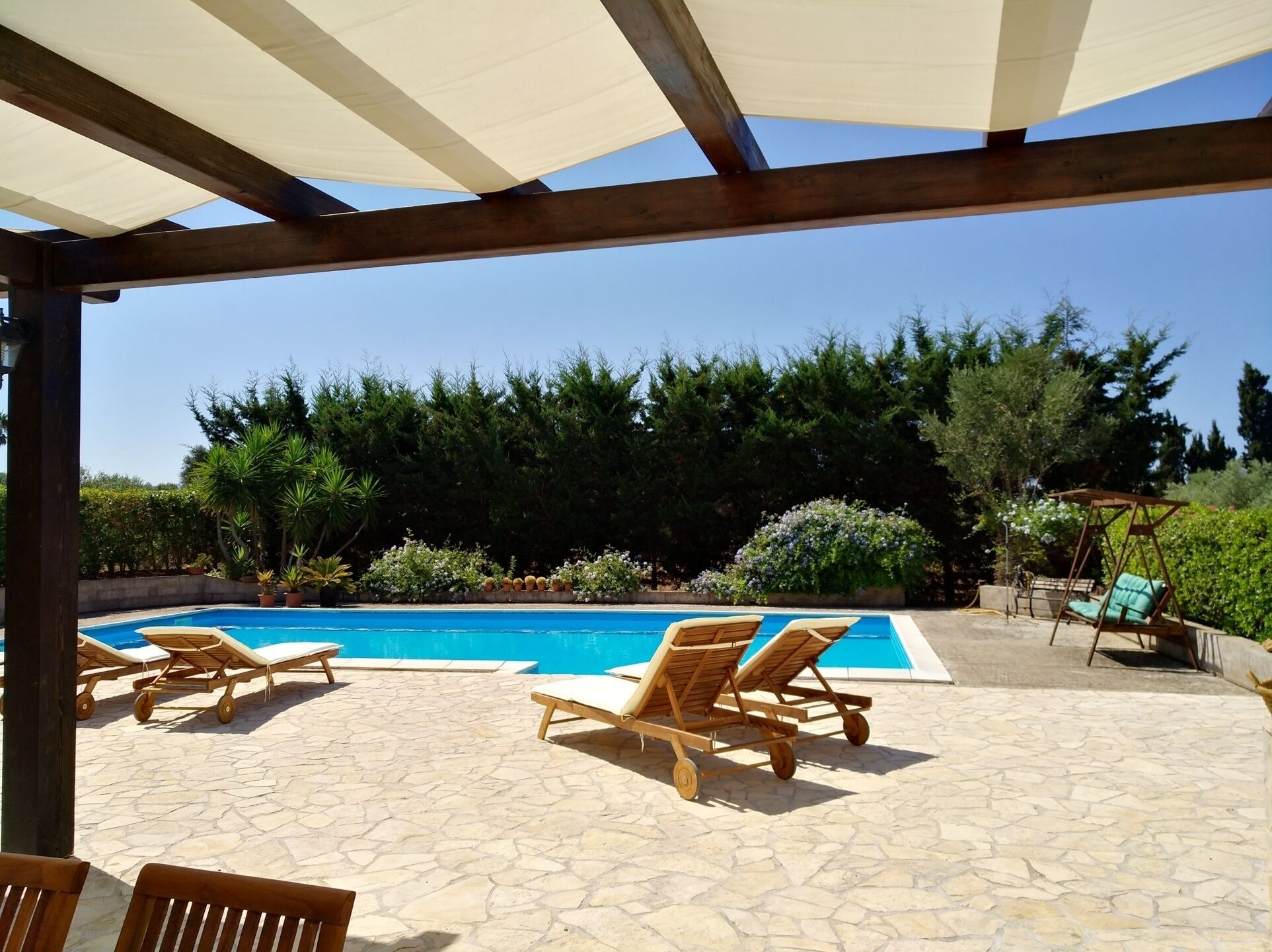Piscine extérieure (ouverte en saison)